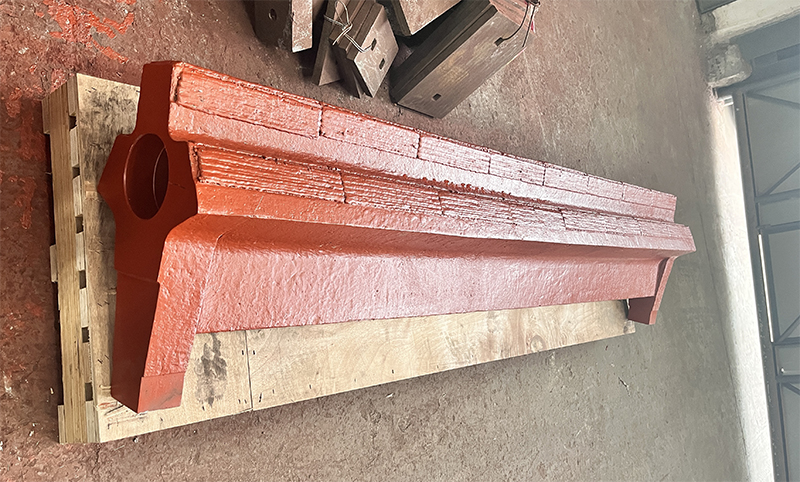 Hammer crusher anvil